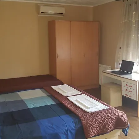 Apartman Lea Apartment